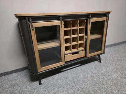 Nová skříňka INDUSTRIAL barová