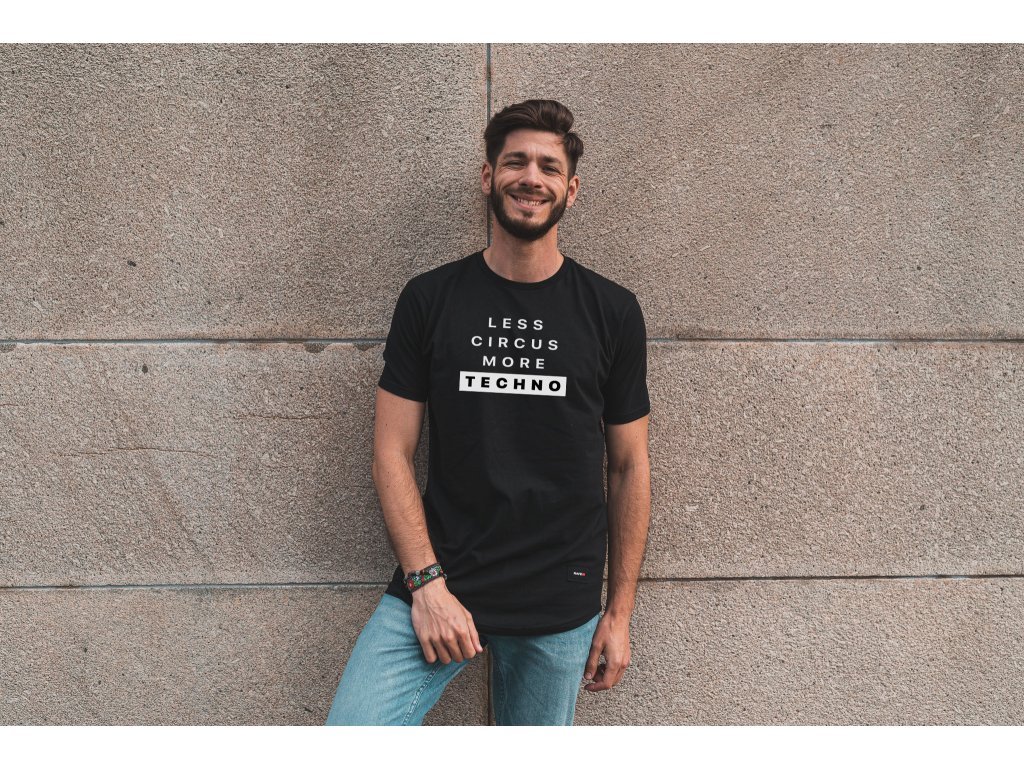 Verlängertes schwarzes T-Shirt | LESS CIRCUS