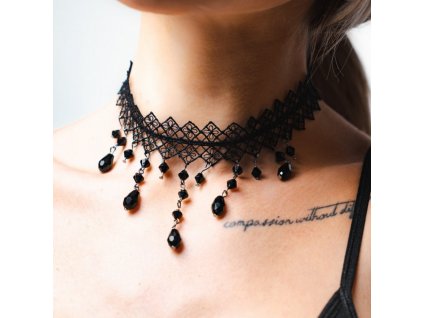 Fekete choker nyaklánc drágakövekkel