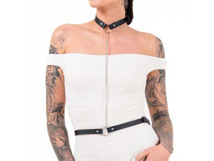 Harness con cadena
