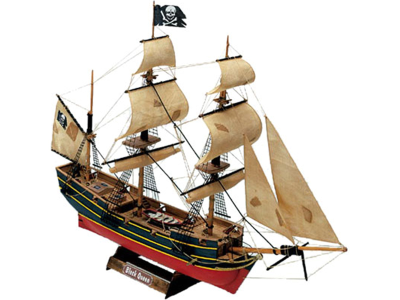 Fotografie produktu: MINI MAMOLI Black Queen 1:135 kit
