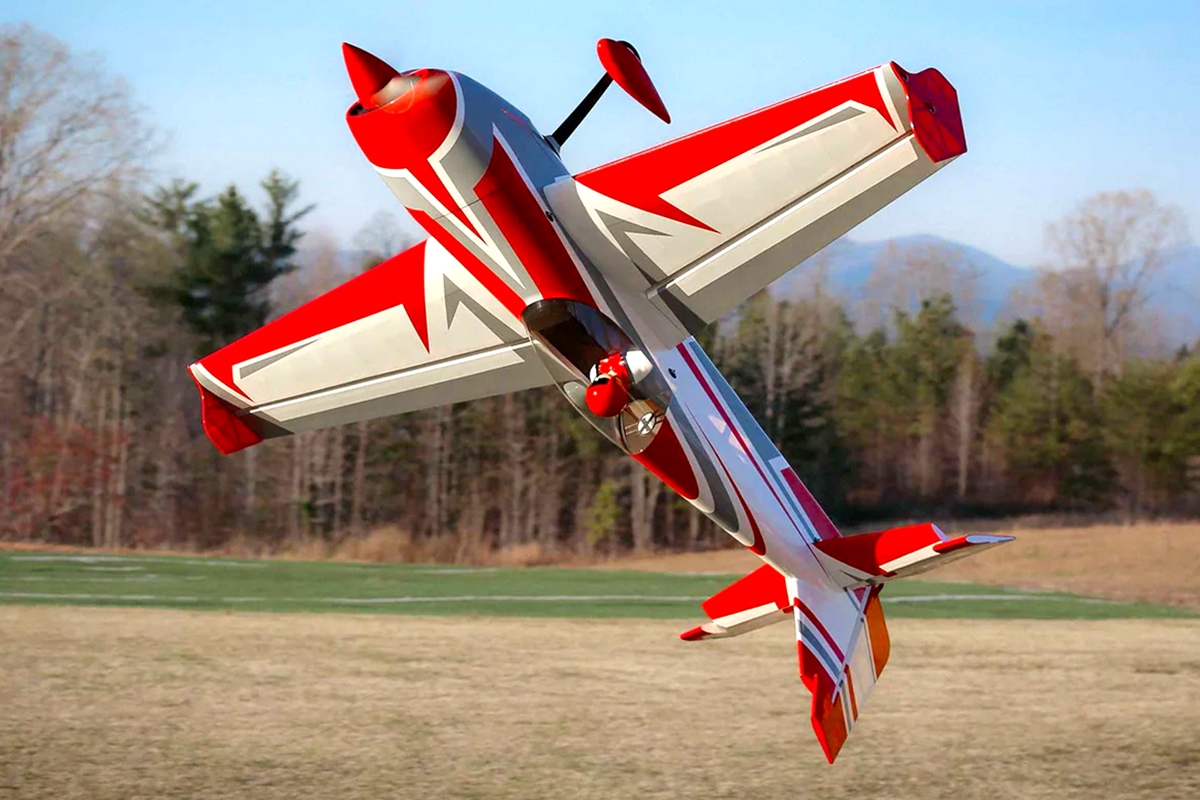 Fotografie produktu: ExtremeFlight 104" Extra 260 - Červená/Bílá 2,64m