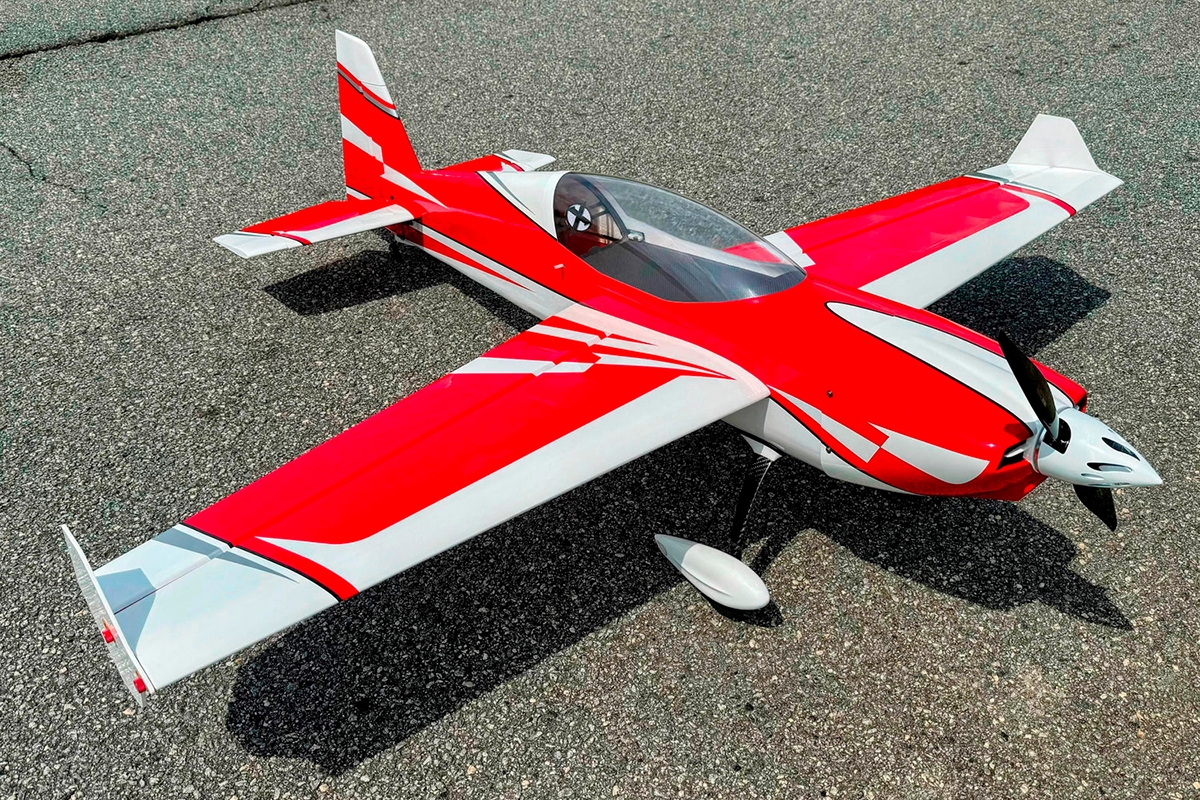 Fotografie produktu: ExtremeFlight 67" Extra NG Červená/Bílá 1,7m