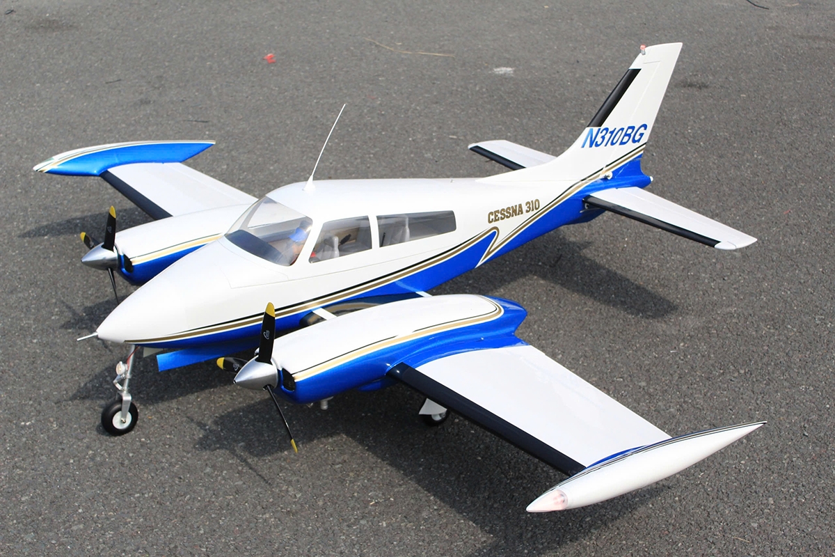 Fotografie produktu: Seagull Cessna 310 Twin Engine 2,06m (Zatahovací podvozek)