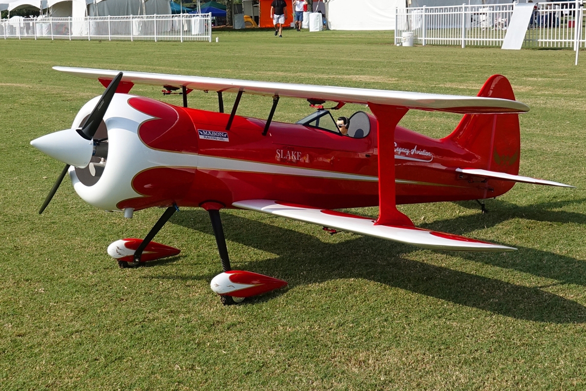 Fotografie produktu: Legacy Aviation 85" Muscle Bipe - Červená/Bílá 2,16m