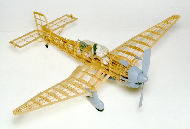 Fotografie produktu: Guillow Ju-87B Stuka (870mm)