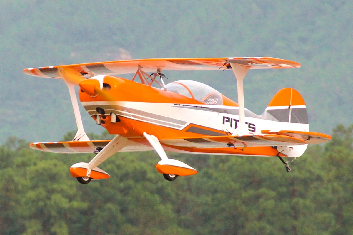Fotografie produktu: Pilot RC 73" Pitts S2B Oranžový (1,85m)