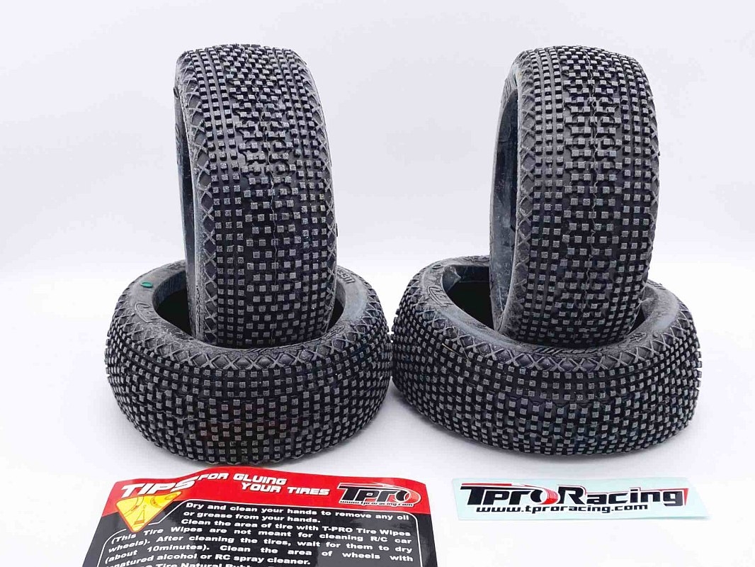 Fotografie produktu: TPRO 1/8 OffRoad Racing guma COUGAR - ZR Medium T2 směs 4 ks.