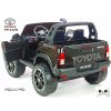 Toyota Hilux černá 8