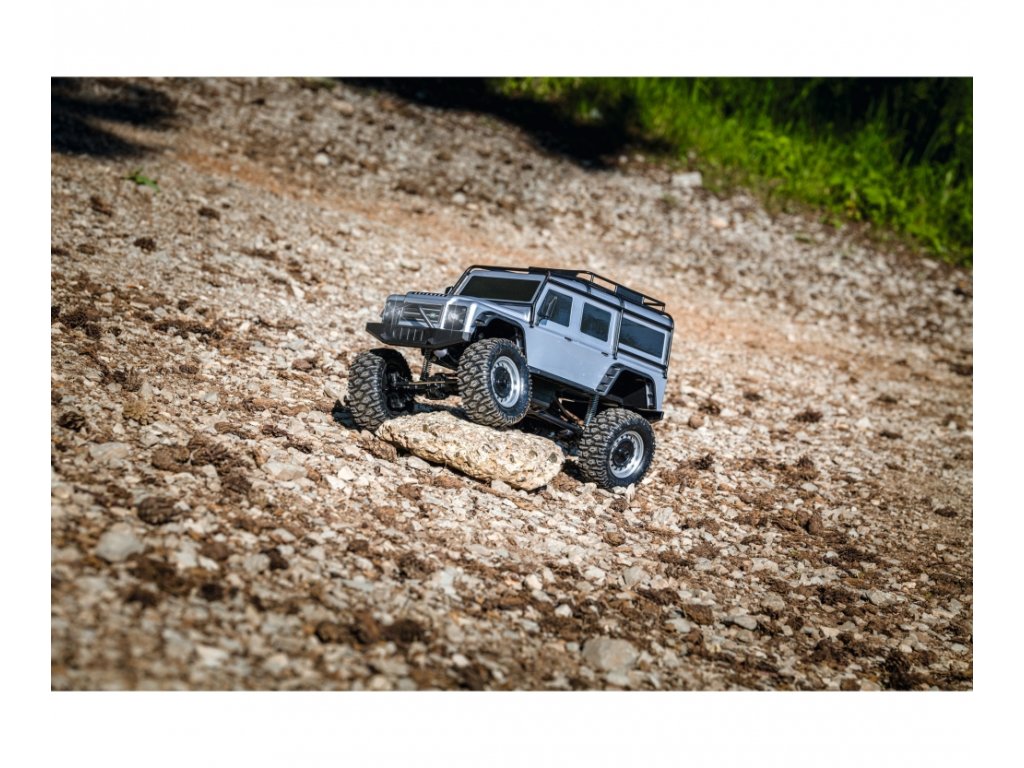 Carson RC Land Rover Defender Rock Crawler 18 stříbrná RC modeláři