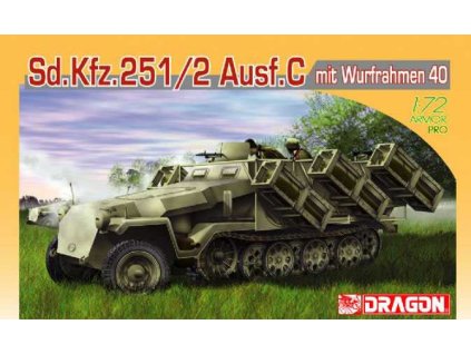 Model Kit military 7306 - Sd.Kfz.251 Ausf.C mit Wurfrahmen 40 (1:72)