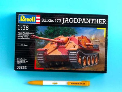 Plastic ModelKit tank 03232 - Jagdpanther (1:76)