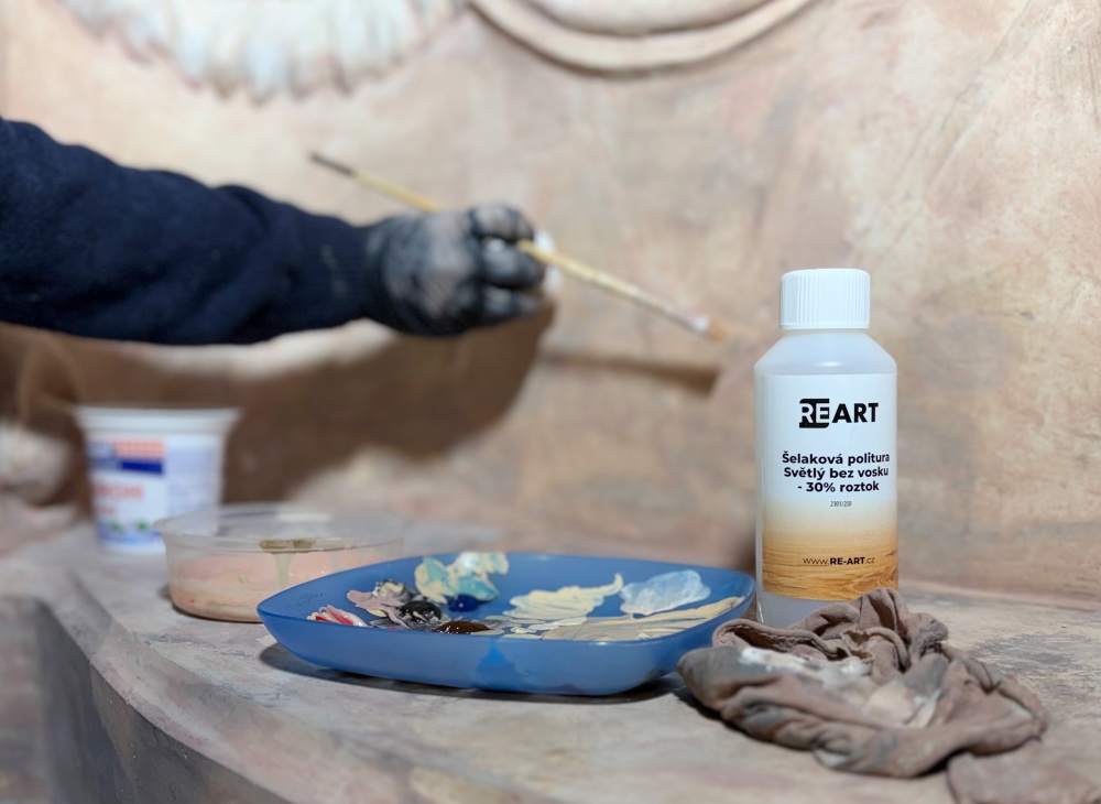 Význam šelaku při ochraně povrchů