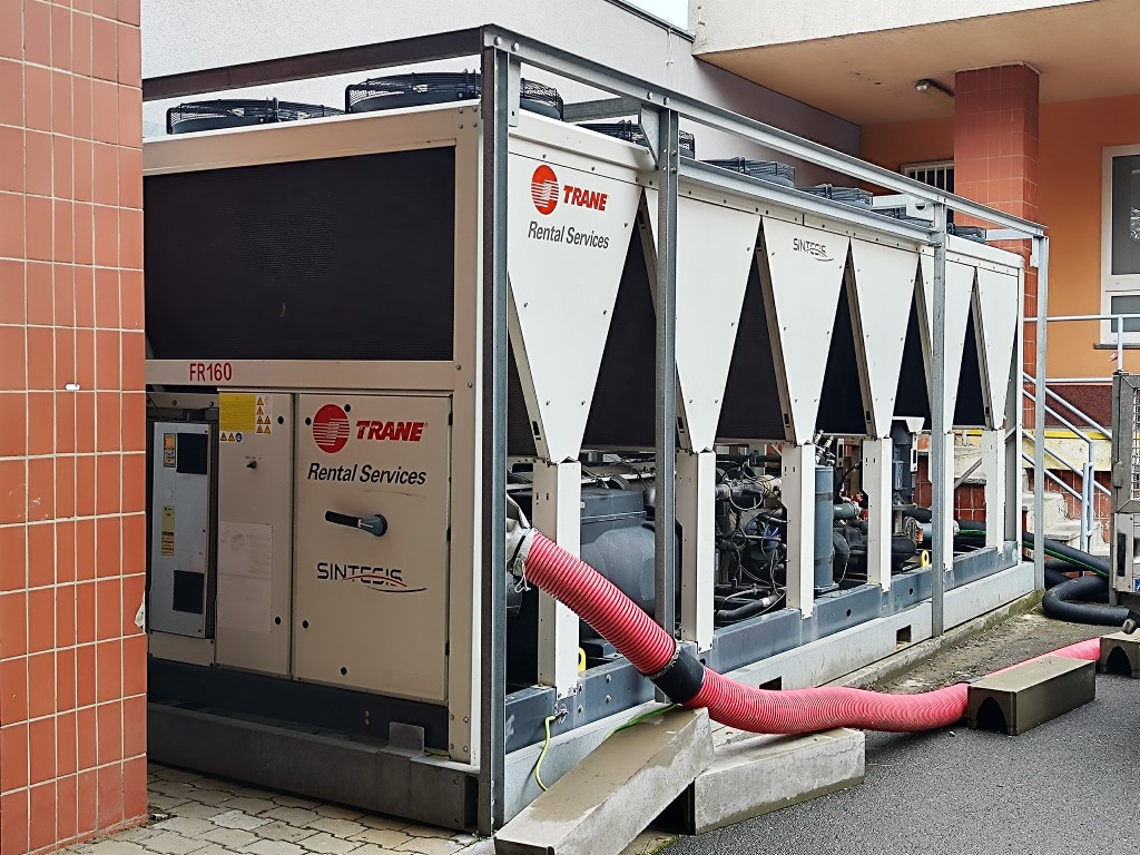 Mobilní chladící jednotka pro fakultní nemocnici Ostrava 2023