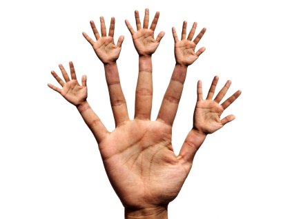 pozdravy a zaklady hand 2571553 640