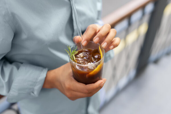 Espresso Tonic: Tajomstvo baristov a barmanov, ktoré musíte ochutnať