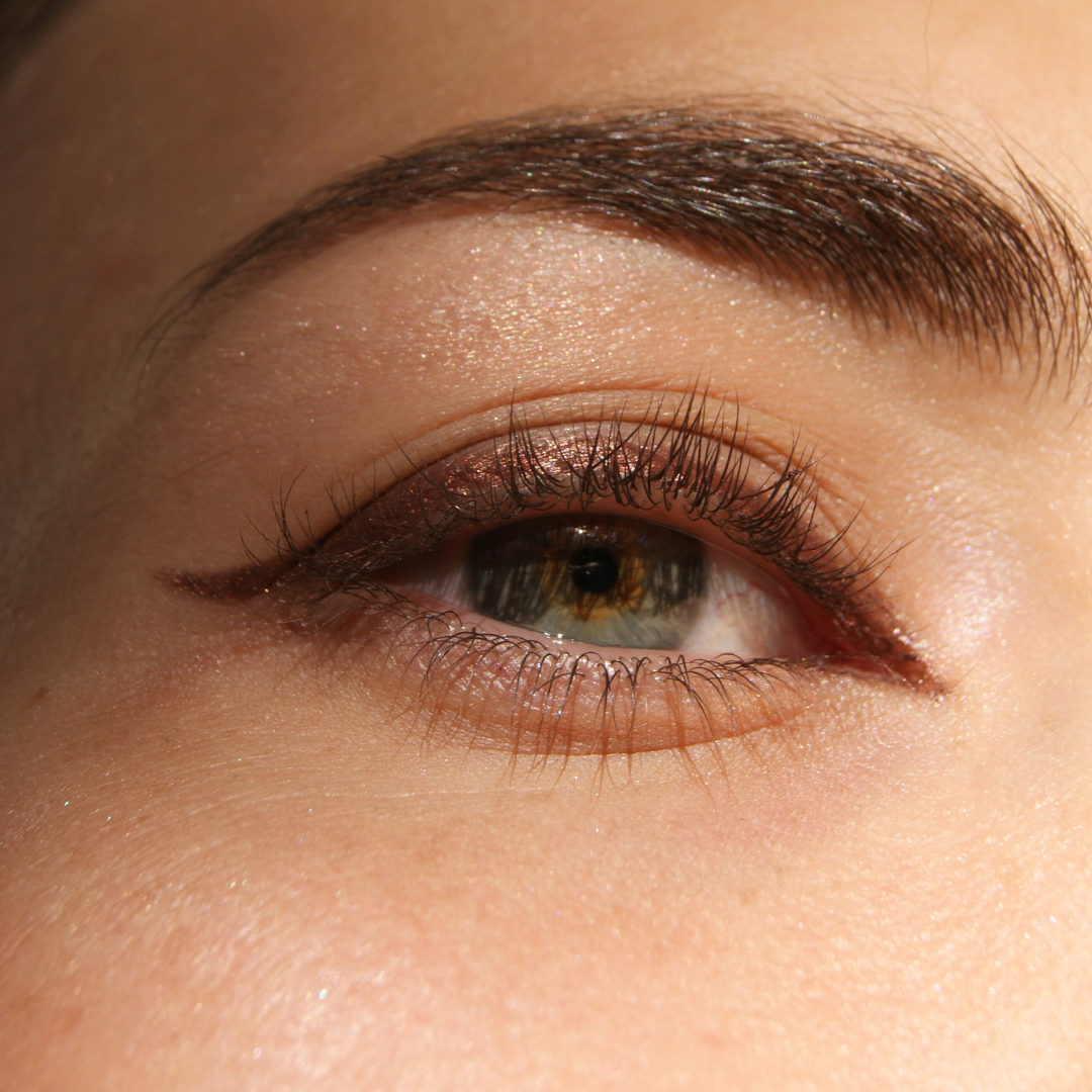 Trik - líčení očí