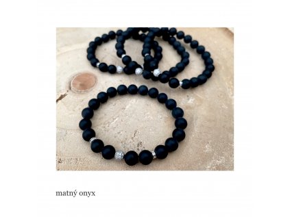 matný onyx