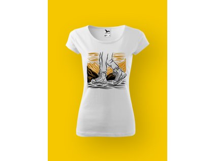 Dámské tričko s potiskem TURISTIKA - BOTY-barva