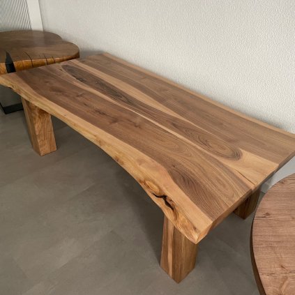 Konferenčný stolík - WALNUT