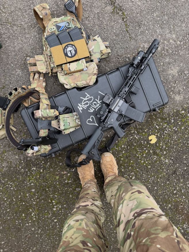 🔥Tak mám za sebou první Airsoft akci a musím uznat že je to vážně neskutečná škola. Možná jsem jen měla štěstí na tuhle...