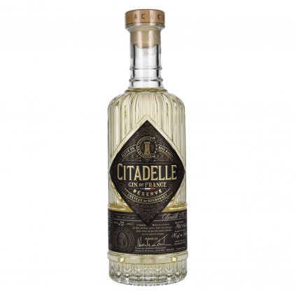 Citadelle Gin Réserve red bear gin alkohol bratislava red bear