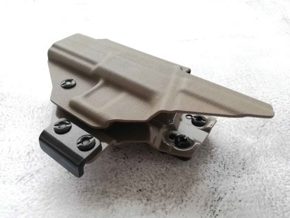 VNITŘNÍ POUZDRO IWB (barva kydex černá, montáže fold over clip 40 mm, zbraň CZ P-09)