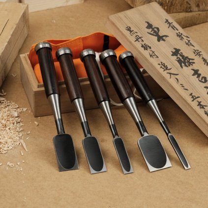 Sada japonských ručně-vyráběných dlát AZUMA TOUKICHIRO s ebenovou rukojetí - 5 kusů