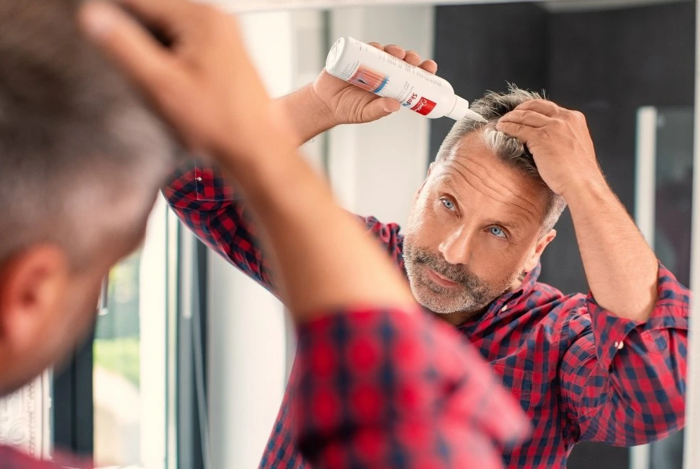 Prirodzene krásne vlasy vďaka odkysleniu