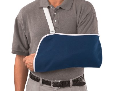 Mueller Adjustable Arm Sling, ramenný záves