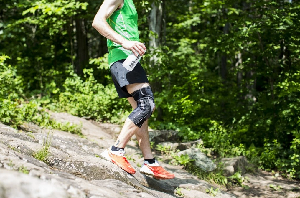 Jak dlouho nosit ortézu na koleno? Průvodce pro efektivní rekonvalescenci