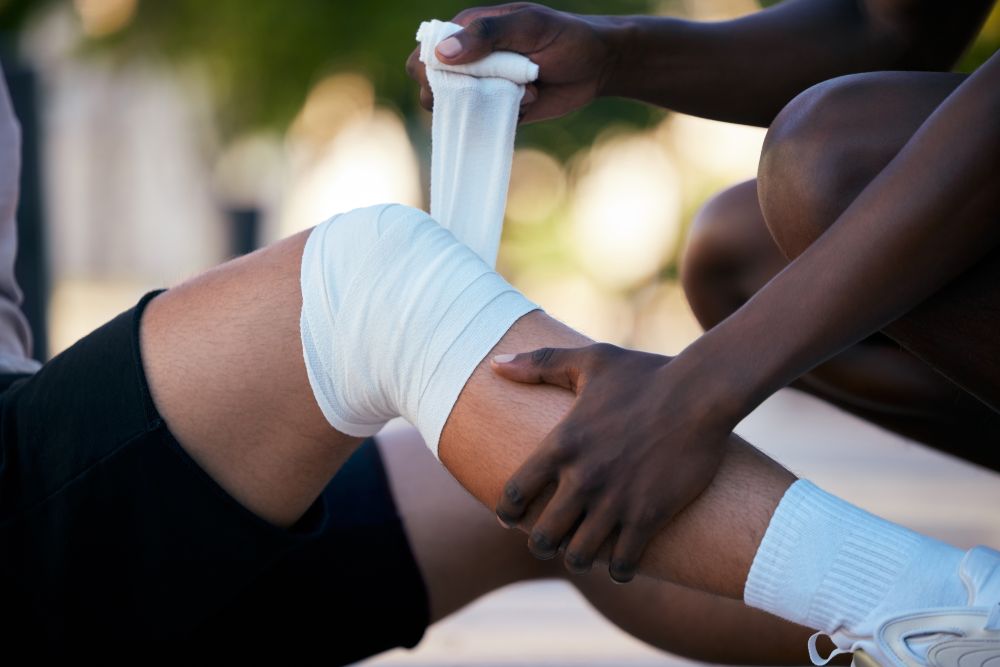 bandage-on-legs-injury-and-pain-sports-emergency-2025-04-06-08-25-42-utc_1