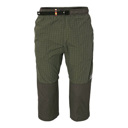 3 4 Moth K220 U308 1