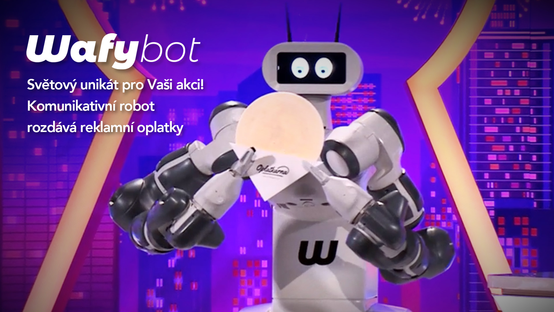 Wafybot - robot rozdávající oplatky na akci