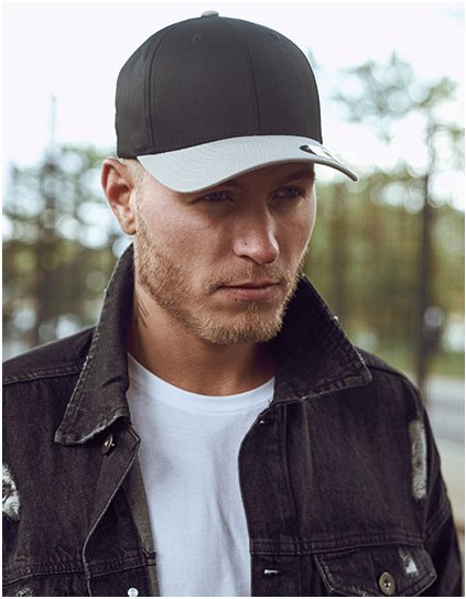 Česaná vlněná 2- Tričkoónová čepice Flexfit (Barva Black, Velikost S/M)