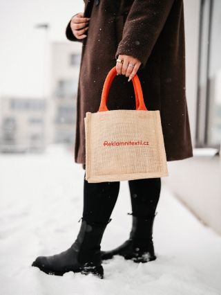 Tohle vás prostě vystihne. Váš nápad, naše práce. Co byste si nechali natisknout vy? 🎨 #vlastnipotisk #reklamnepredmety...