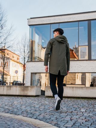 Prémiový firemní merch? I ten v @reklamnitextil.cz rádi vytvoříme přímo na míru. #premium #kvalita #firemniodevy #bunda #styl