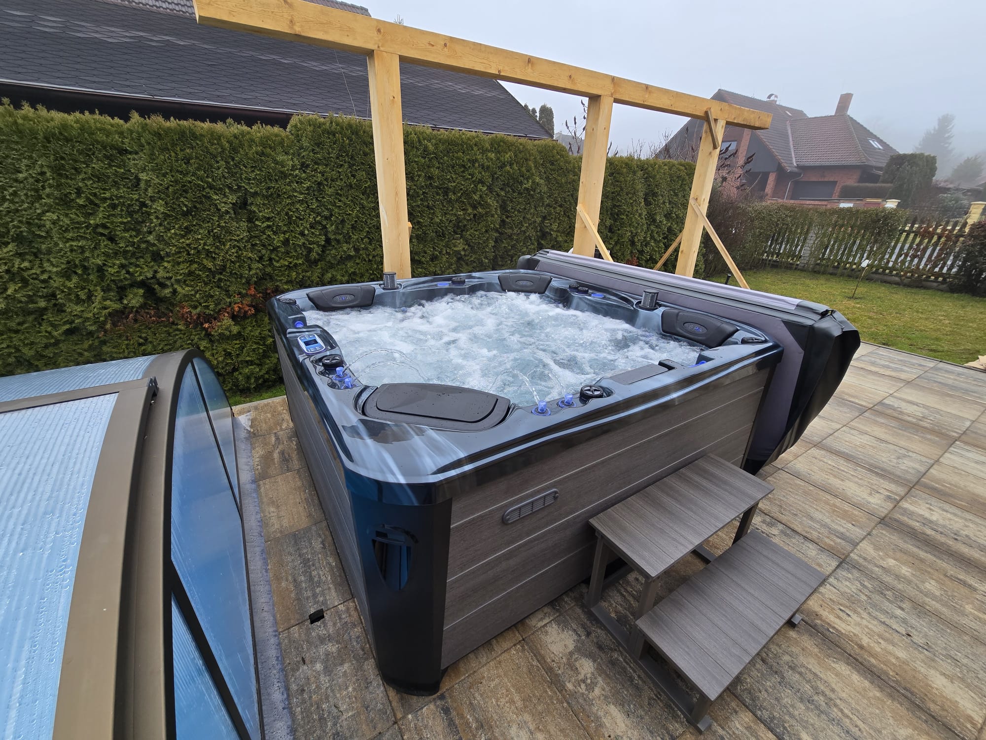 01dc6a5e-b279-457e-9fc1-8c42581468e1