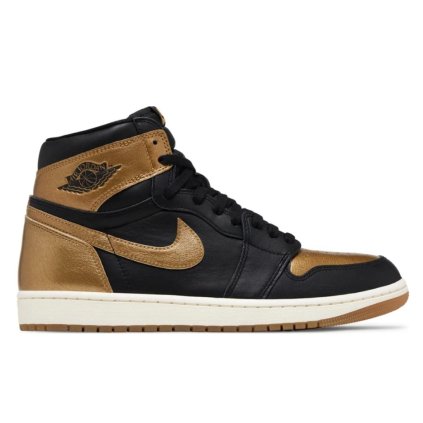 Jordan 1 Retro High OG Black Metallic Gold 1