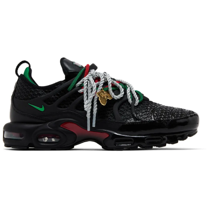 Nike Air Max Plus Homecoming Black 1