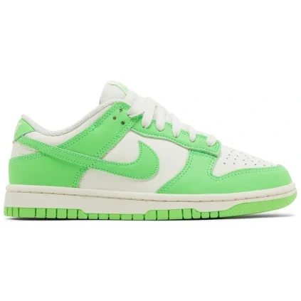 Nike Dunk Low Green Strike (W) 1
