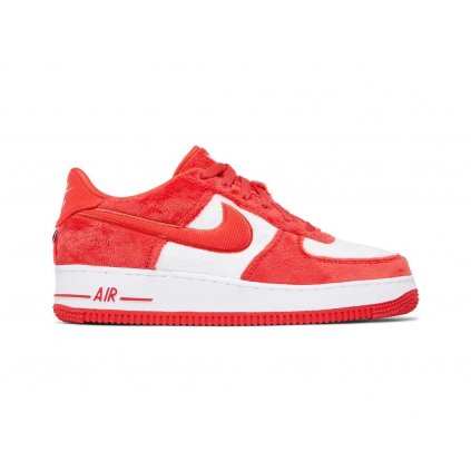 Nike Air Force 1 Low Valentine's Day Fleece (2024) (GS) 1