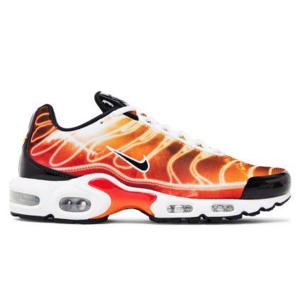 Nike Air Max Plus Light Photography 1