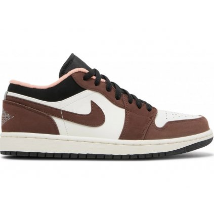 Jordan 1 Low Mocha 1