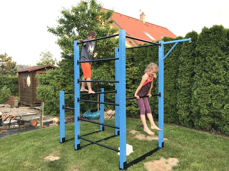 WORKOUT/HOUPAČKY/RODINY