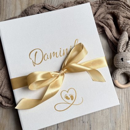 Album pro miminko vzpomínková kniha se jménem a mašlí