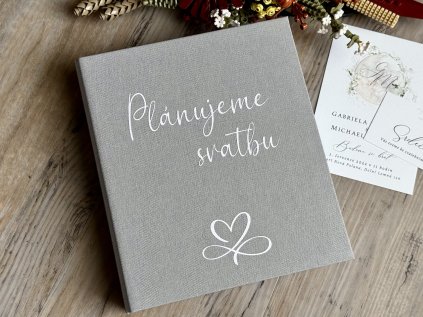 SVATEBNÍ PLÁNOVAČ S VLASTNÍM NÁPISEM (SVĚTLE ŠEDÁ)