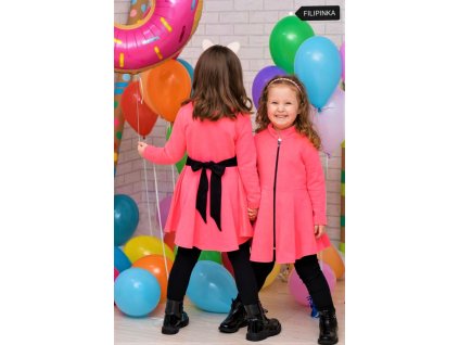 Dívčí kabátek s mašlí neonově růžový