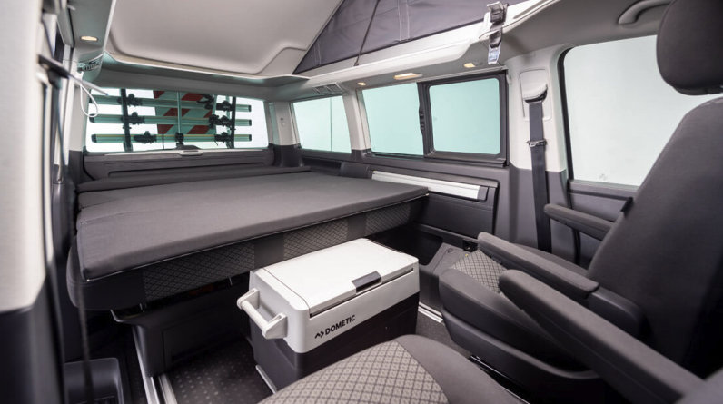 Autokaravan VolksWagen T6 zvnútra 