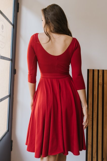 Reparada osudove saty dorothea tmave cervena2